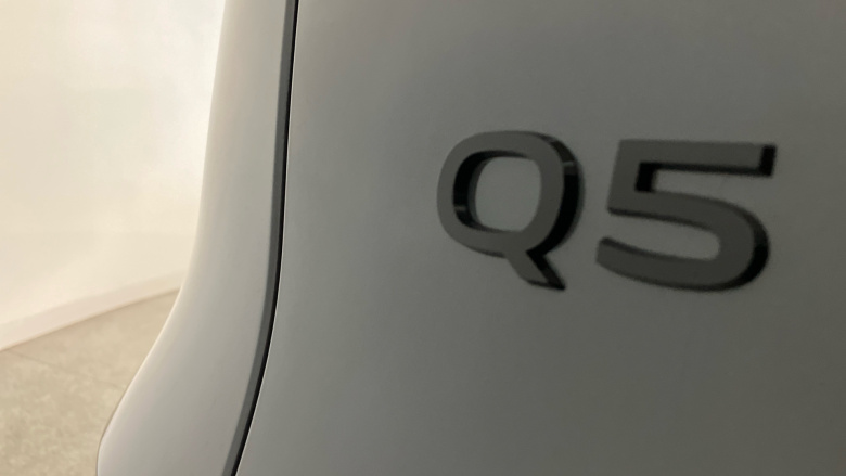 Audi Q5 2.0 TDI Quattro S Line 5dr S Tronic Diesel Estate